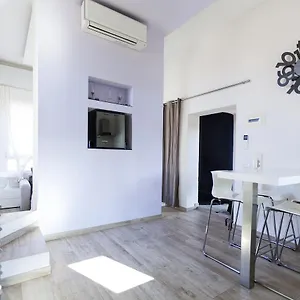 Altana Apartment
